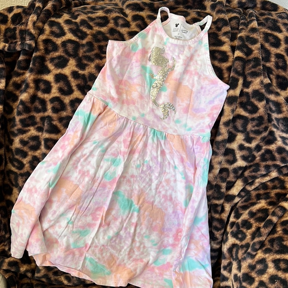 Girls’ dress